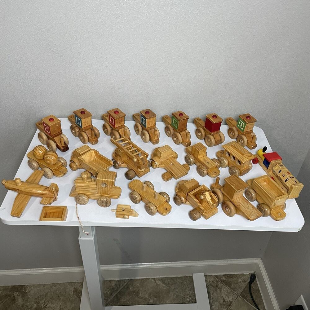 Handmade Wooden 20 Piece Train Set- Steam Engine Caboose Airplane & 2 Small Accs